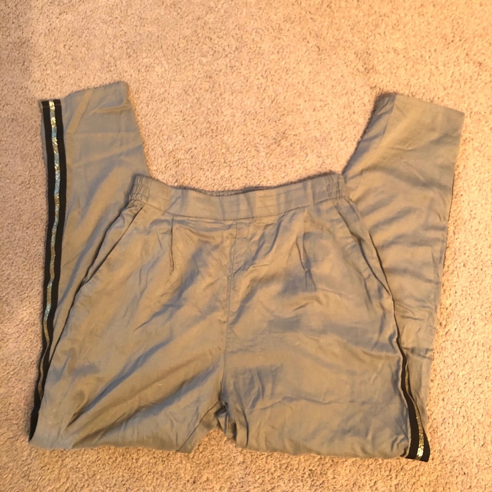 Girls H&M pull on pants jogger olive green